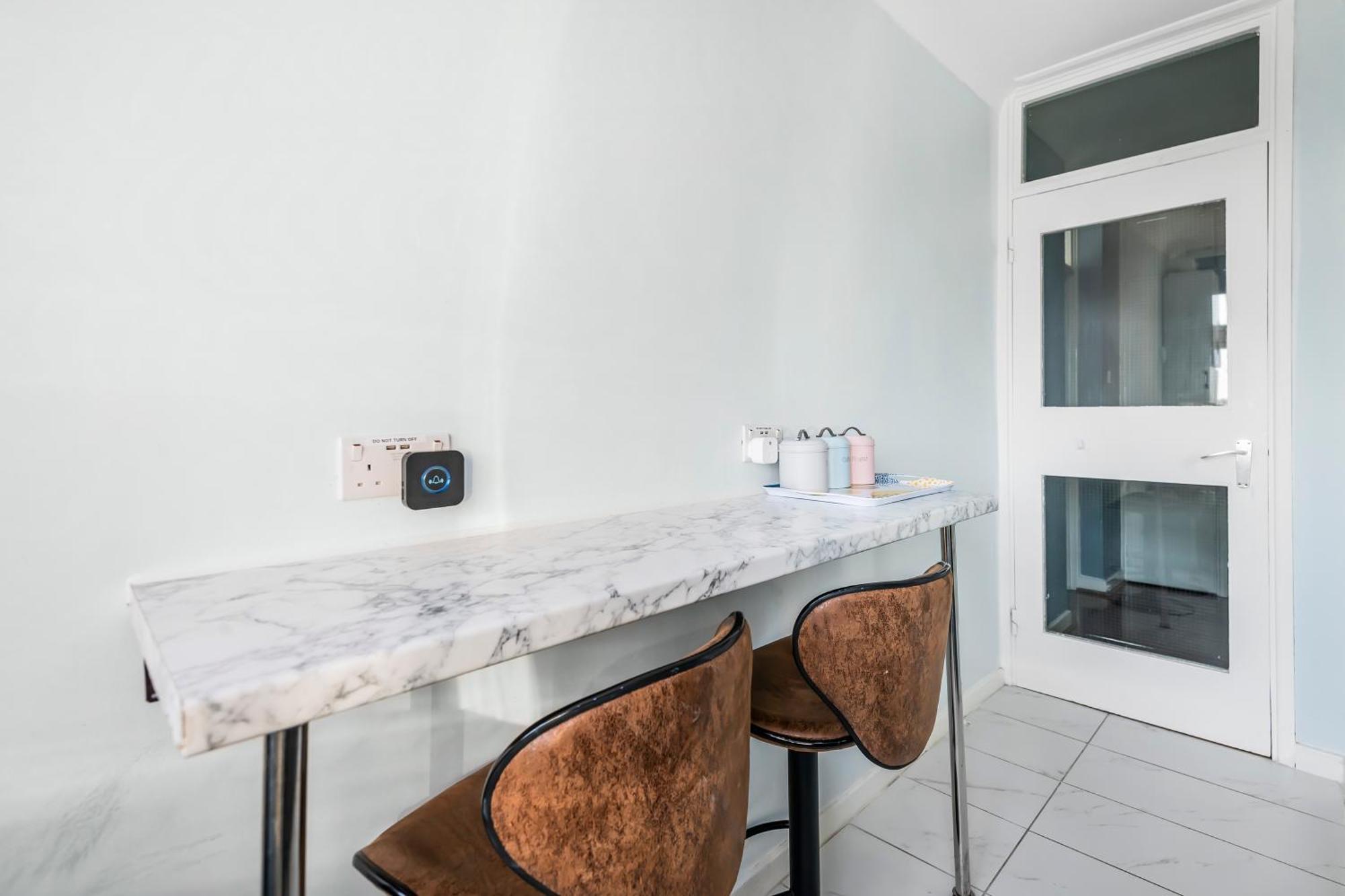 Riverside 3Br With Easy Transport 20Mins To City Centre London Ngoại thất bức ảnh